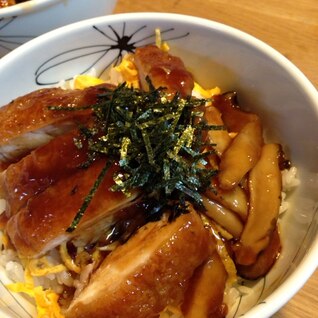 エリンギでカサ増し‼︎照り焼きチキン丼♡